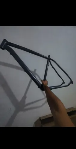 Quadro de bike aro 29, quero vender pra me livrar