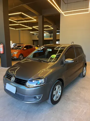 Volkswagen Fox 1.6 MI Total Flex 8V 5P 2013