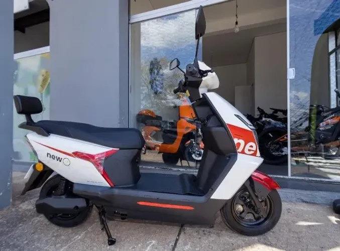 Scooter Elétrica New E-Bike Shark 1000W - Bateria Grafeno 72V