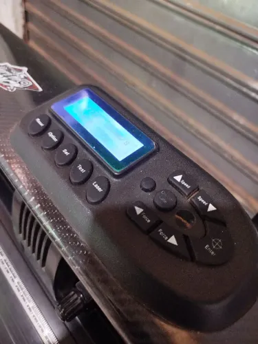 Ploter Akad Novacut 135cm