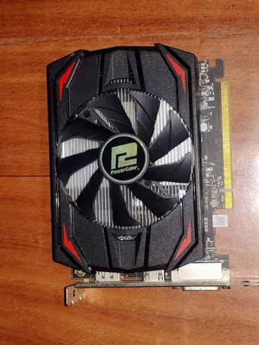 RX 550 PowerColor 2GB - *não liga*