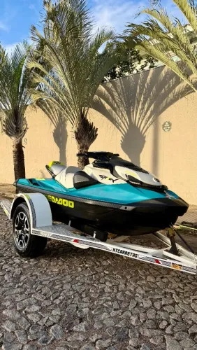 Jet Ski Seadoo + carretinha Premium rodas Hillux aro 18