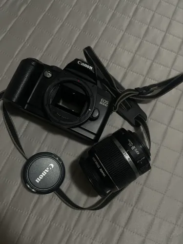 Canon EOS 5000