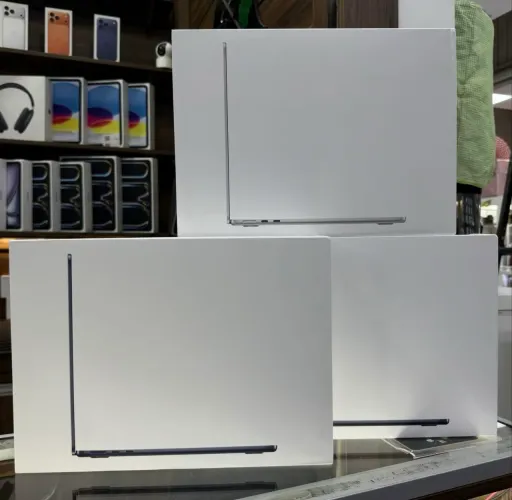 MACBOOK AIR M5 16GB 512GB 13 POL. - NOVO + NOTA FISCAL