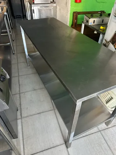 Mesa em inox 1.90cm nova
