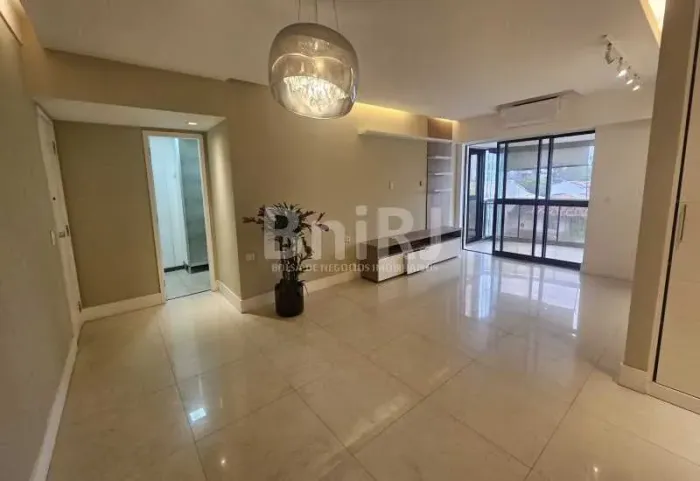 CONDOMINIO SAINT TROPEZ