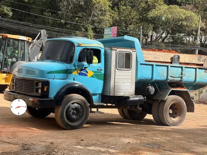 Caminhão pronto para trabalho