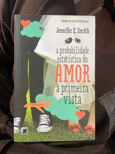 Livro-  a probabilidade estatística do amor a 1º vista 
