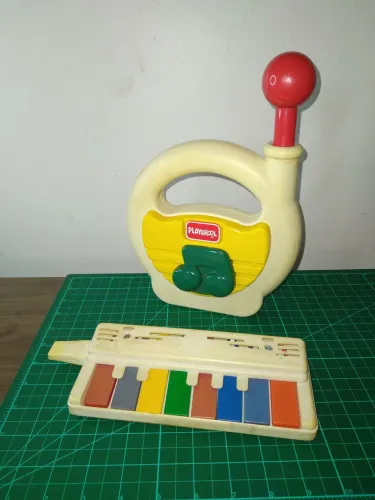 Vintage velha infância brinquedos 