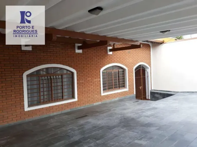 Casa com 3 dormitórios para alugar, 90 m² por R$ 2.860,00/mês - Jardim das Oliveiras - Cam