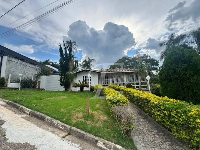 Casa com 5 quartos à venda, 250 m² por R$ 1.350.000 - Serra da Cantareira - Mairiporã/SP