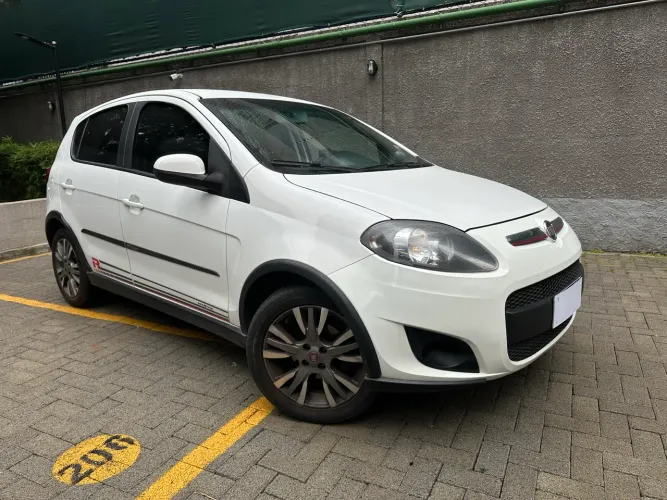 Fiat Palio Sporting 1.6 Flex 16V 5P 2017