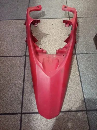 Paralama e bico Honda XRE 300 usado 