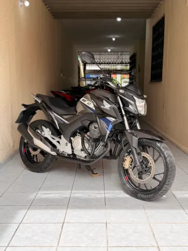 VENDO OU TROCO TWISTER 250 52MIL KM RODADOS