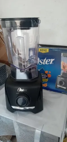 Liquidificador oster 15 velocidades novo na caixa