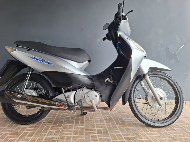 Biz 125 reformada