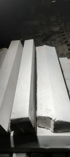 MEIO-FIO CONCRETO USINADO