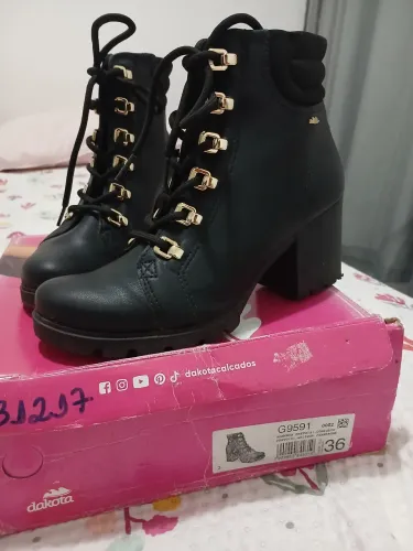 Coturno Feminino/ bota feminina