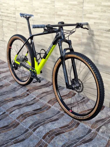 VENDA CALOI CARBON RACING
