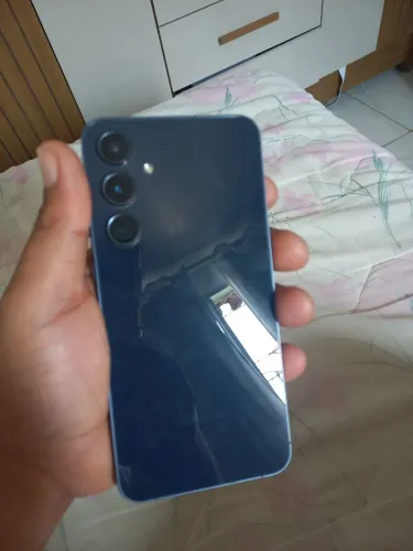 Troco samsung a55 de 256g em motorola