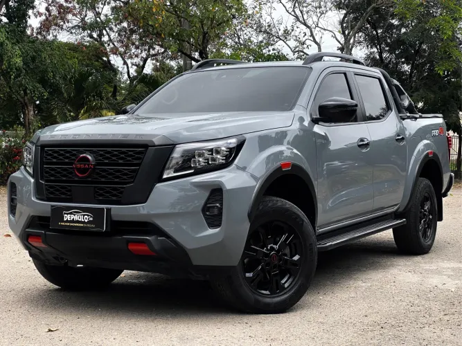 Nissan Frontier Pro4x CD 4X4 2.3 Bi-TB Die. AUT 2024