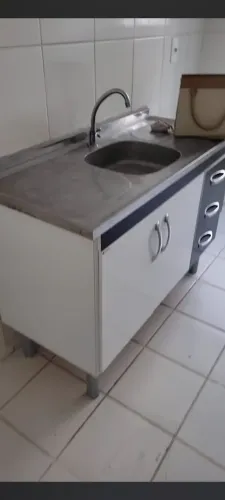 Pia de cozinha concretada em inox