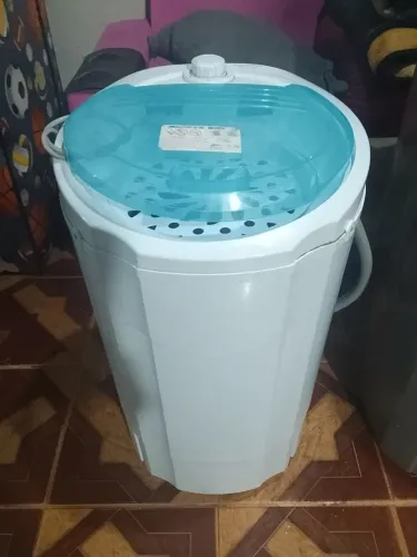 Vendo centrífuga 15 kg novinha