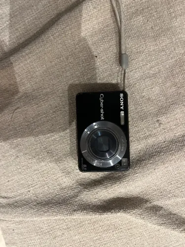 Sony Cyber-shot 7.2MP - Câmera Digital Retrô Y2K