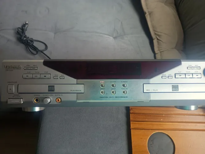 Gravador de cd Toshiba