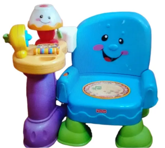 Cadeirinha Musical Fisher-Price  (Não Funciona O Som e luzes)