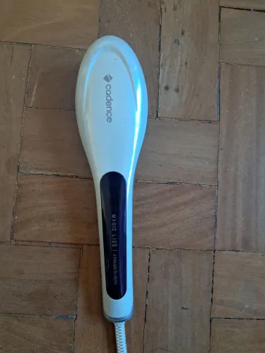 Escova alisadora elétrica