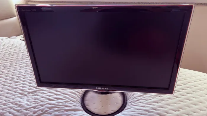 Monitor TV Led Samsung TA550 24 polegadas