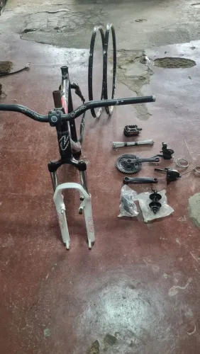 Vendo bike aro 26 de fibra de carbono 