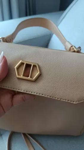 Bolsa Arezzo grande cor nude couro legítimo