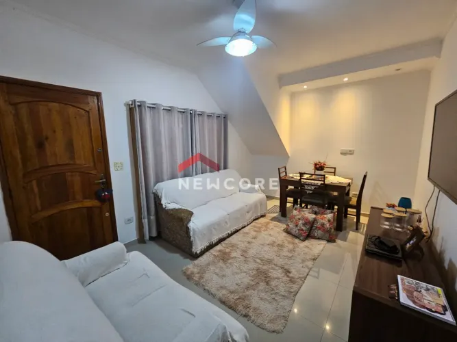 Casa em Avenida das Américas - Jardim Casqueiro - Cubatão/SP