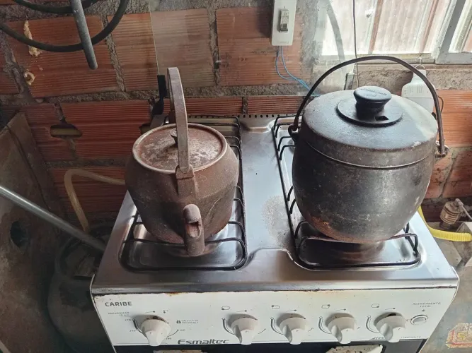chaleira e panela