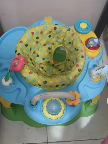 Brinquedo centro de atividades