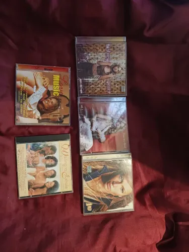 CD Brtney,Shakira ,Jennifer