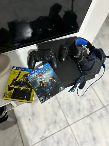 PlayStation 4 Slim