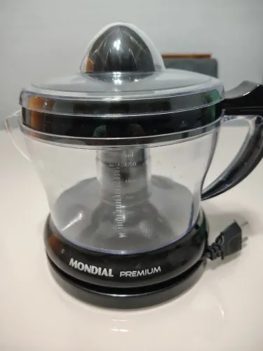Espremedor de Frutas Mondial Premium 1,25L