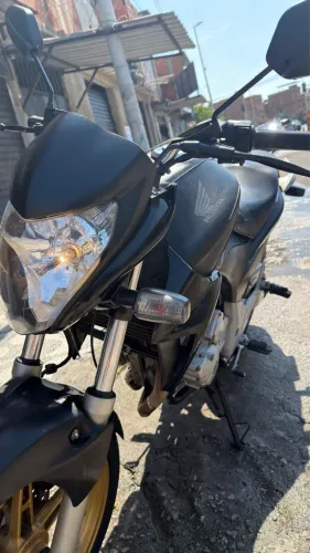CB 300R 2015