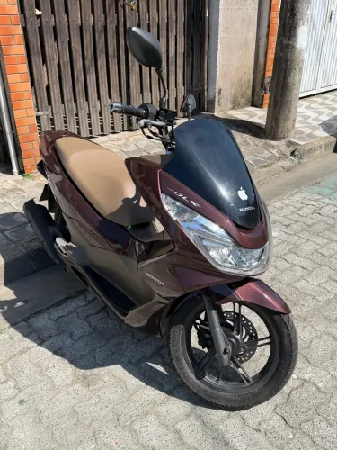 Vendo PCX 2018 - Marrom ?