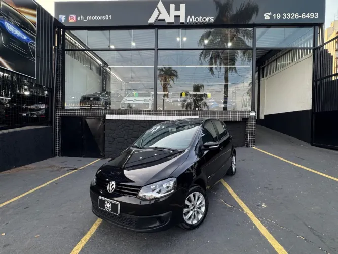 Volkswagen Fox 1.6 MI Total Flex 8V 5P 2013