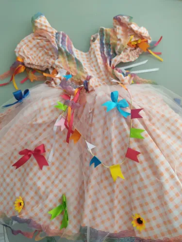 Lindo vestido xadrez festa junina