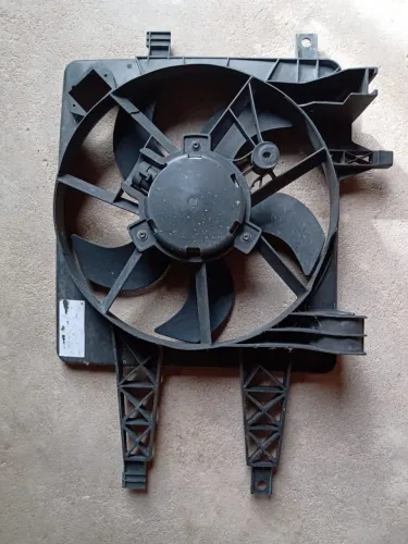 Várias peças da strada Fiat ano 2005/2006