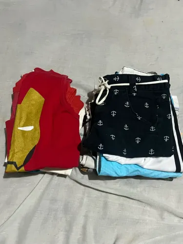 Vendo se roupas de meninos tamanho 7 anos