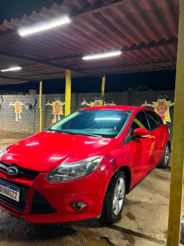 Ford Focus 1.6 S/se/se Plus Flex 8v/16v 5P 2014