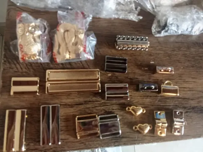 VALOR DO ANÚNCIO POR UNIDADE. Fecho com imã  de metal para pulseiras ALTERO