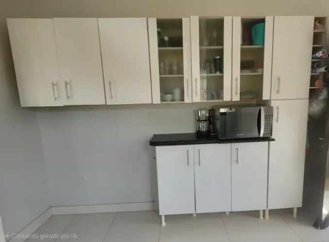 Jogo de cozinha todo em MDF.
