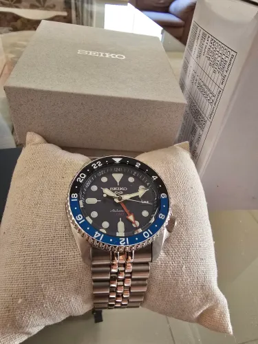 SEIKO SKX OO3 batman